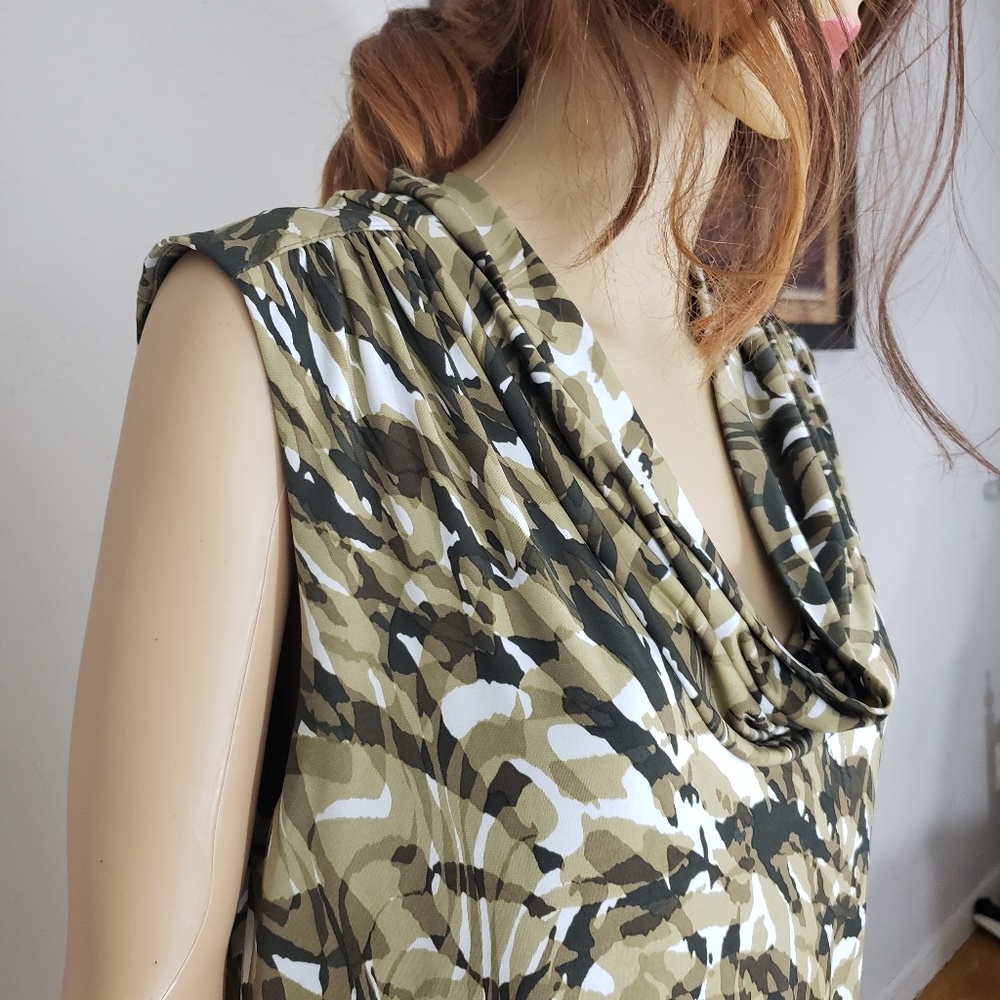 Woman dress
